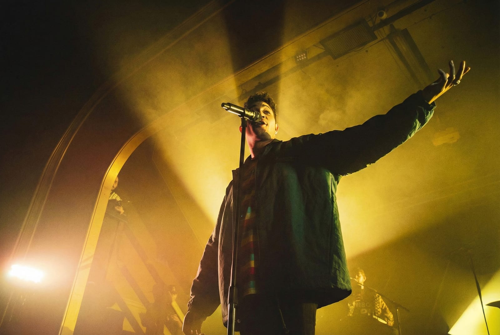BRYCE VINE performing live, photographed by Connor Patterson