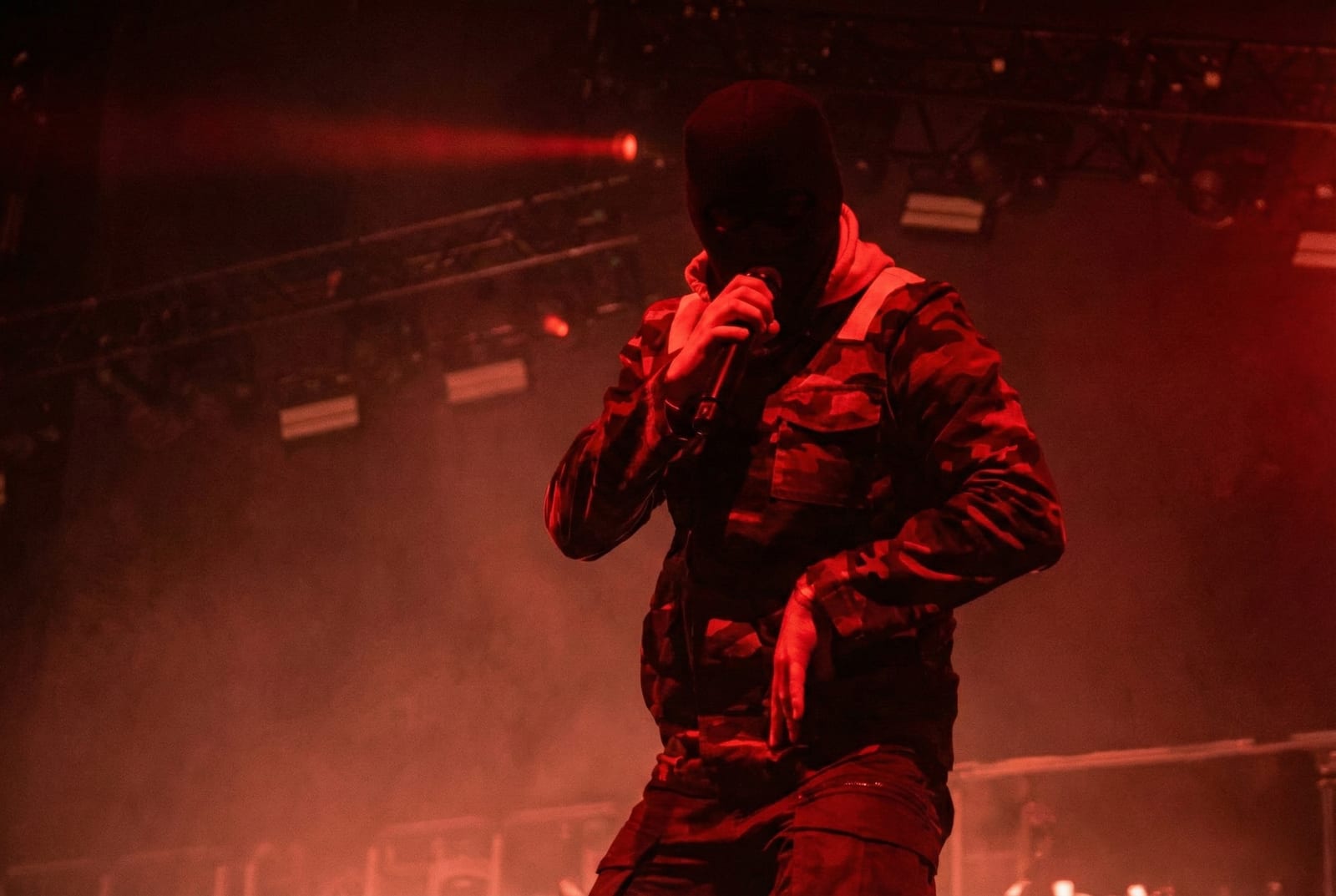 TWENTY ONE PILOTS performing live, photographed by Connor Patterson.