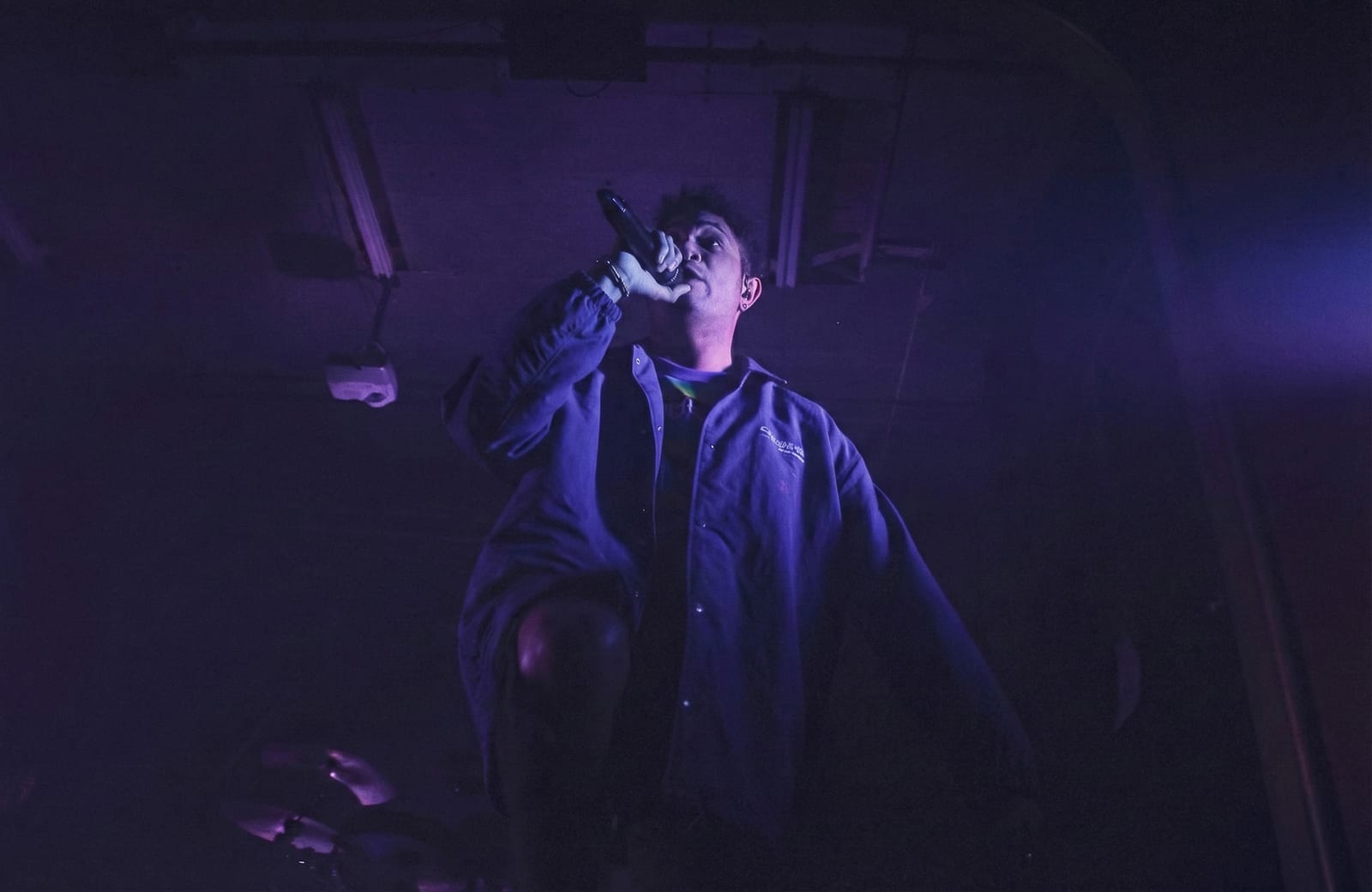 BRYCE VINE performing live, photographed by Connor Patterson.
