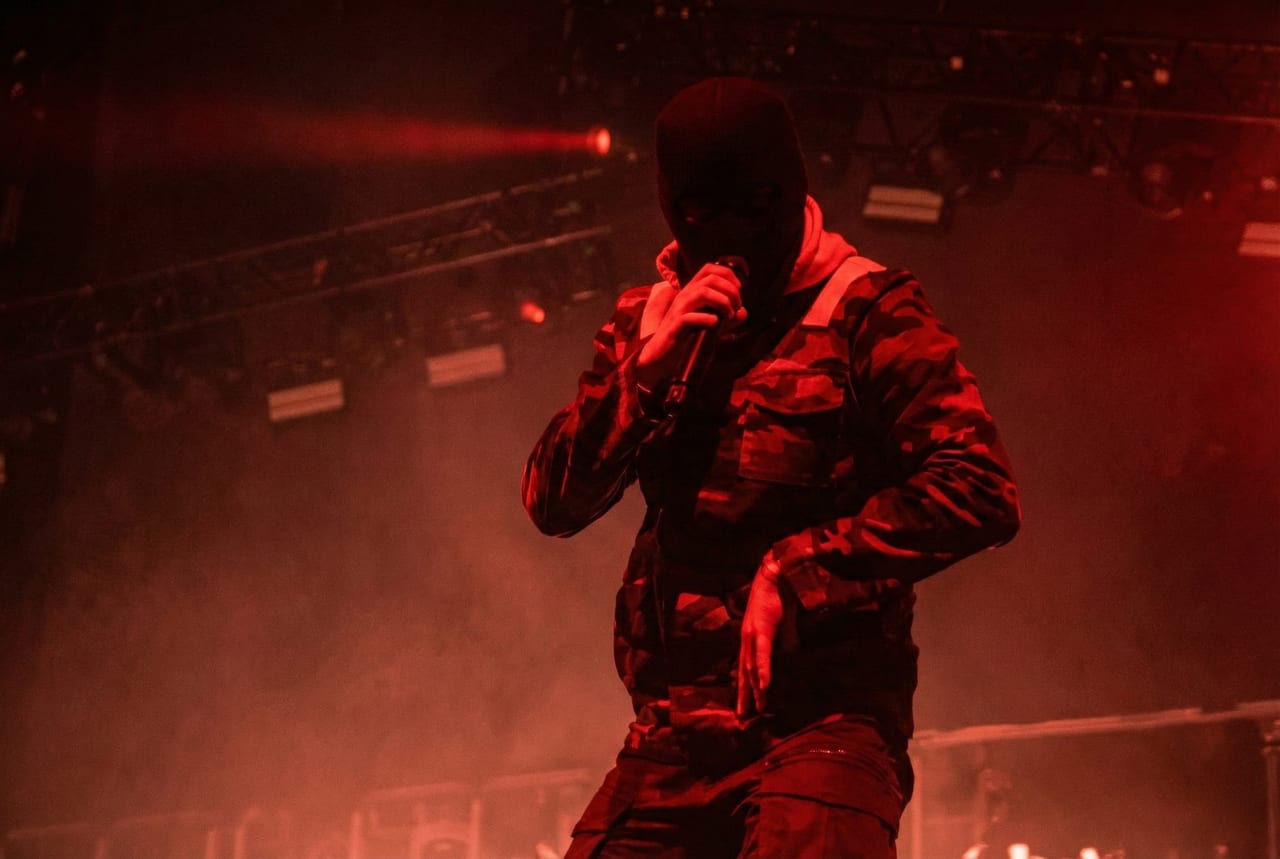 Twenty One Pilots photographed live by Connor Patterson