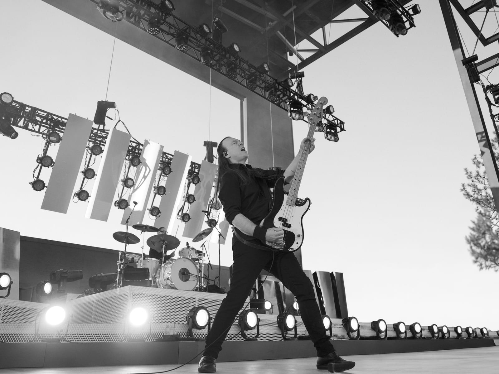 Jimmy Eat World performing live in Bend, Oregon, frame 15 of 20